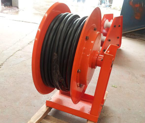 Hydraulic Spooling Device Winch For Extreme Temperature Environments And Durability