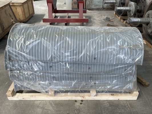 Système Lebus en acier au carbone sur mesure à demi-couple Manches de tambour de treuil pour équipement de levage