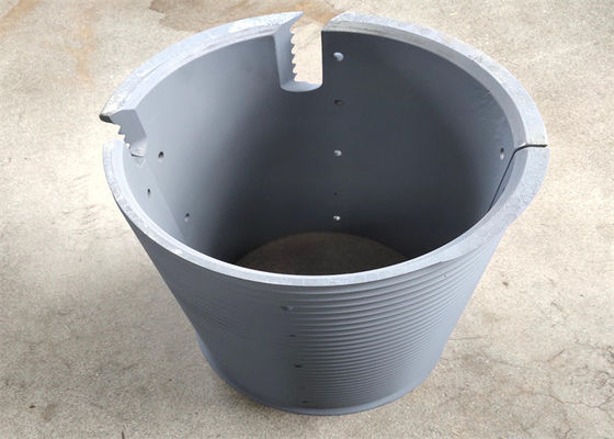 L' acier au carbone est utilisé pour le transport de pétrole.